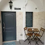 Cantovi Apartament Bari